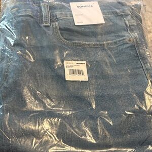 Sonoma Men's Relaxed Fit Light Blue Jeans